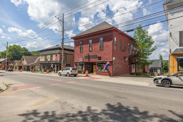 $475,000 | 20 Main Street, Cornish, ME 04020