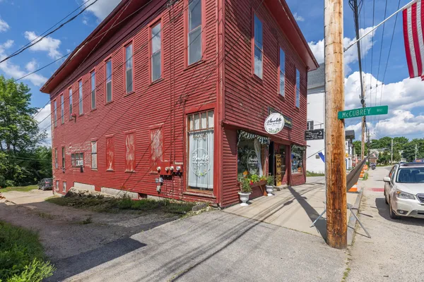$475,000 | 20 Main Street, Cornish, ME 04020