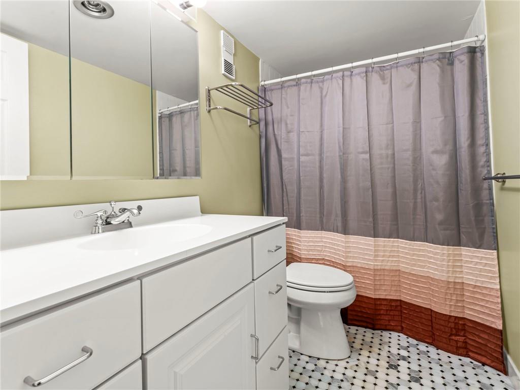 5600 Munhall Road, Unit 311 Pittsburgh, PA 15217 - Photo 33 of 45 Gallery Image 33