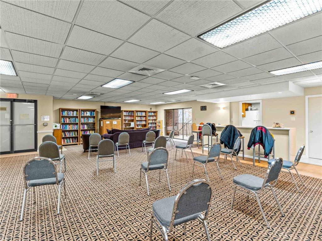 5600 Munhall Road, Unit 311 Pittsburgh, PA 15217 - Photo 42 of 45 Gallery Image 42