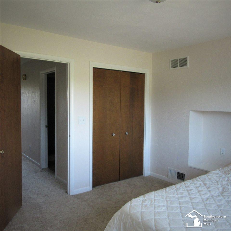 2975 Stewart Road Monroe, MI 48162 - Photo 27 of 44
