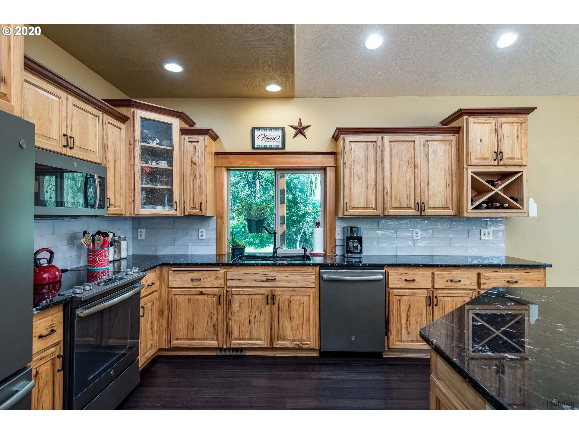 89192 Alexis Avenue Springfield, OR 97478 - Photo 5 of 32 Gallery Image 5