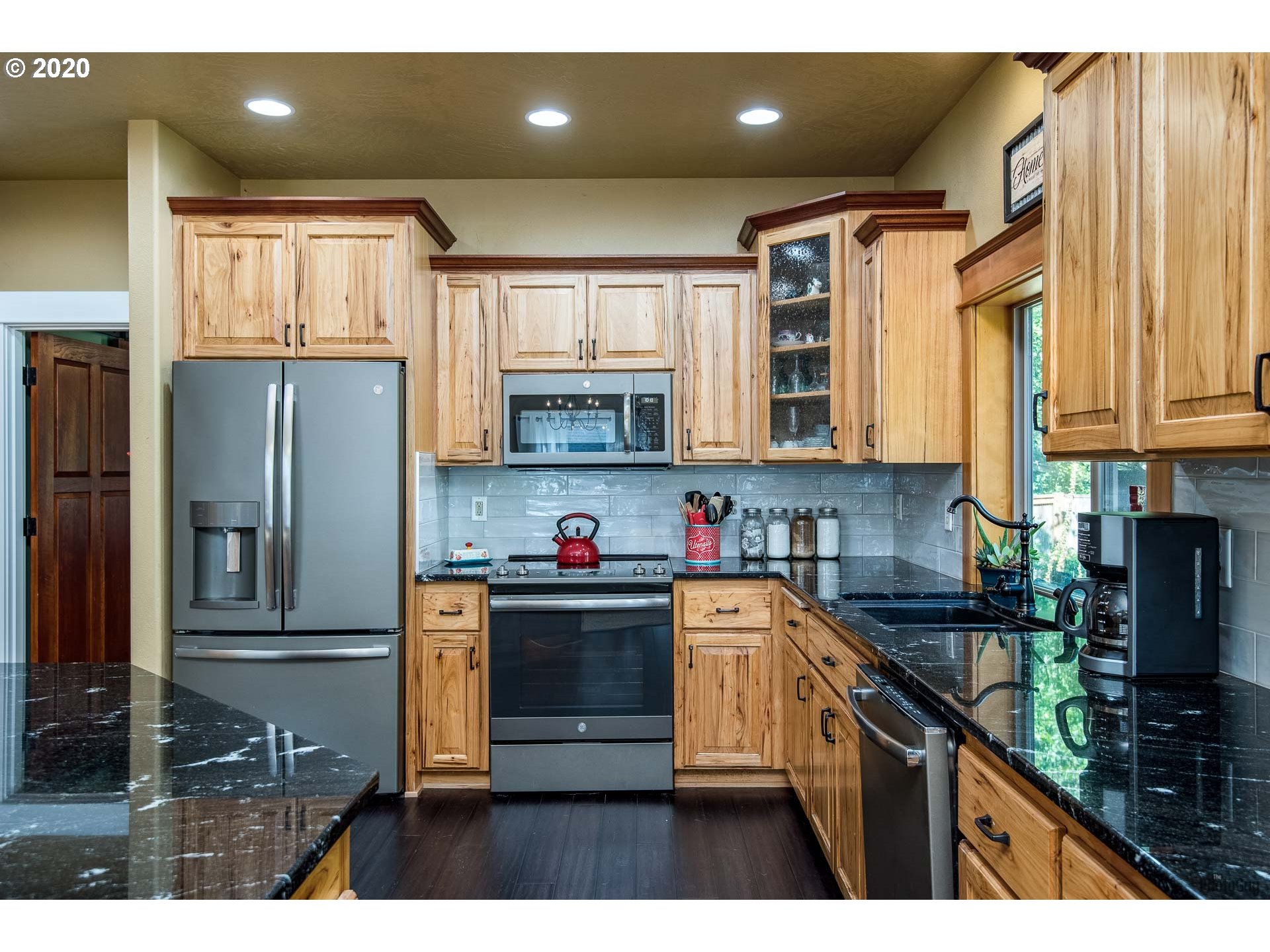 89192 Alexis Avenue Springfield, OR 97478 - Photo 7 of 32 Gallery Image 7