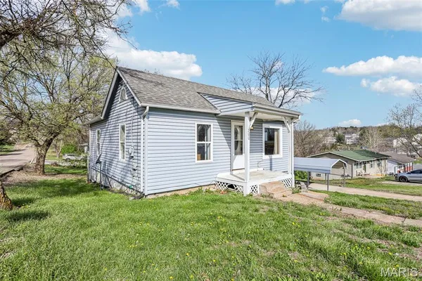 $125,000 | 700 Lovett Street, De Soto, MO 63020