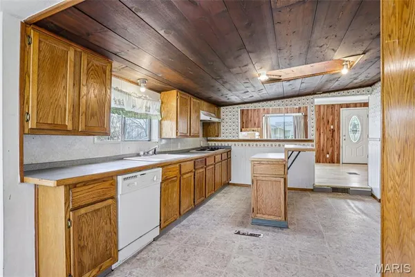 $125,000 | 700 Lovett Street, De Soto, MO 63020