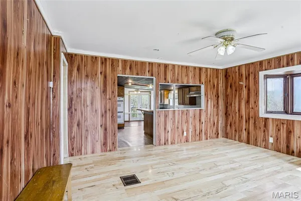 $125,000 | 700 Lovett Street, De Soto, MO 63020