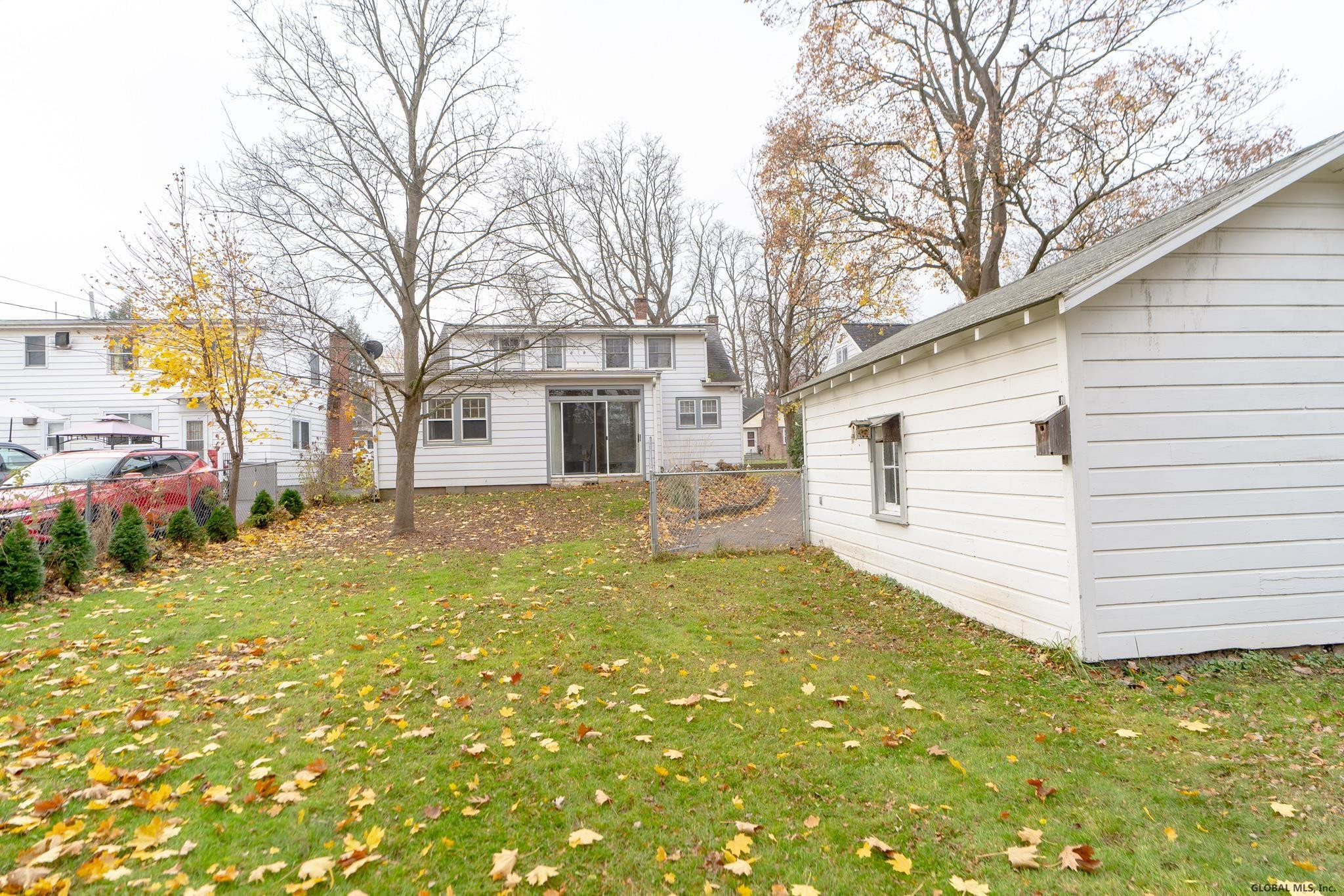 17 Knickerbocker Road Scotia, NY 12302 - Photo 8 of 46 Photo 8