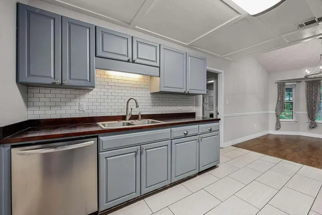 $1,895 | 202 Brittany Lane, Crestview, FL 32536