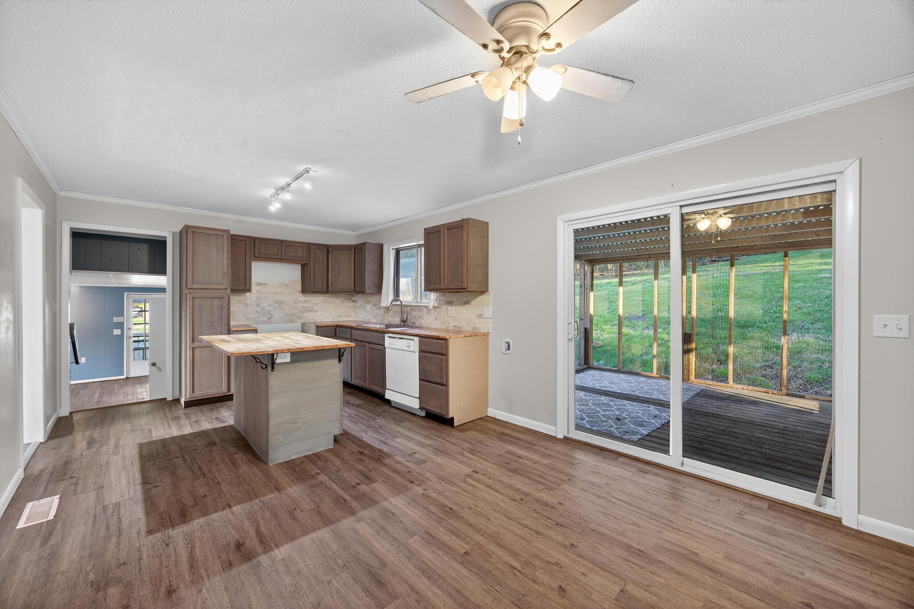 1320 Graysville Road Ringgold, GA 30736 - Photo 12 of 27 12-090A6882