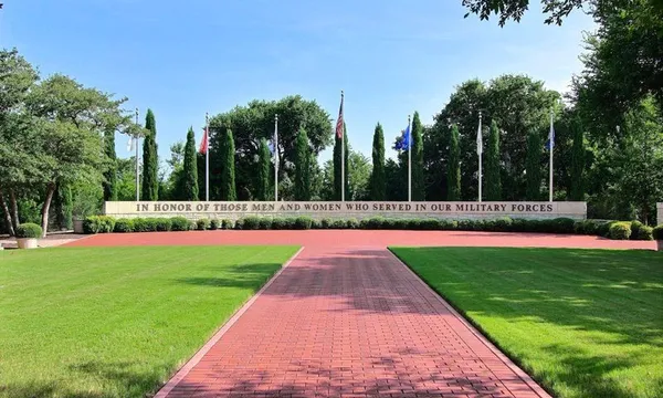 a view of a tennis court