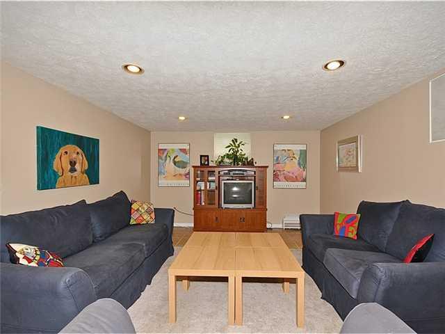 8025 Claridge Road Indianapolis, IN 46260 - Photo 13 of 24 Gallery Image 13
