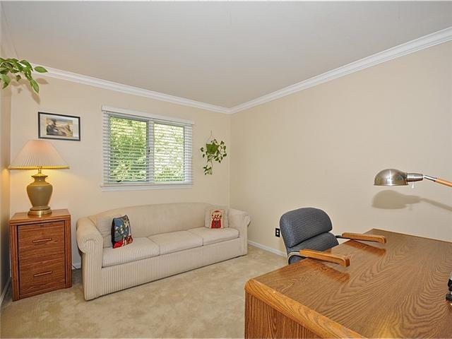 8025 Claridge Road Indianapolis, IN 46260 - Photo 17 of 24 Gallery Image 17