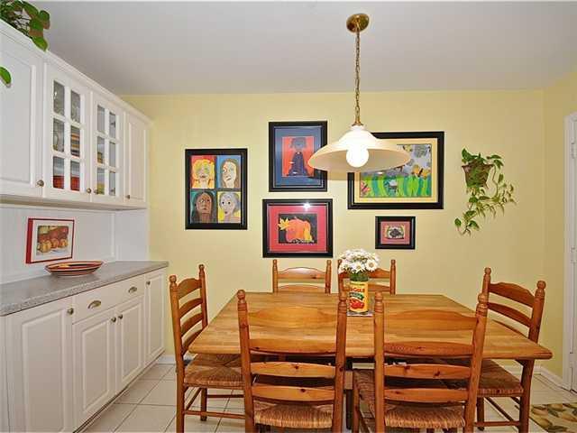 8025 Claridge Road Indianapolis, IN 46260 - Photo 5 of 24 Gallery Image 5