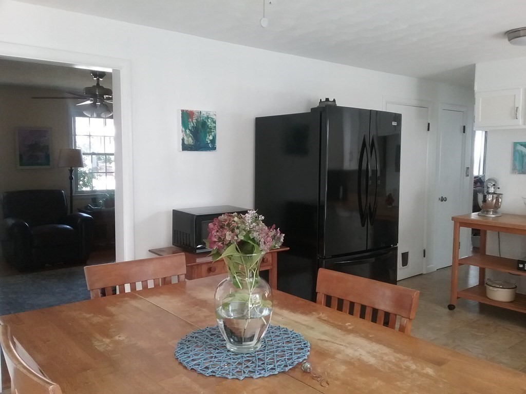 502 Tiffany Street Springfield, MA 01108 - Photo 8 of 14 Gallery Image 8