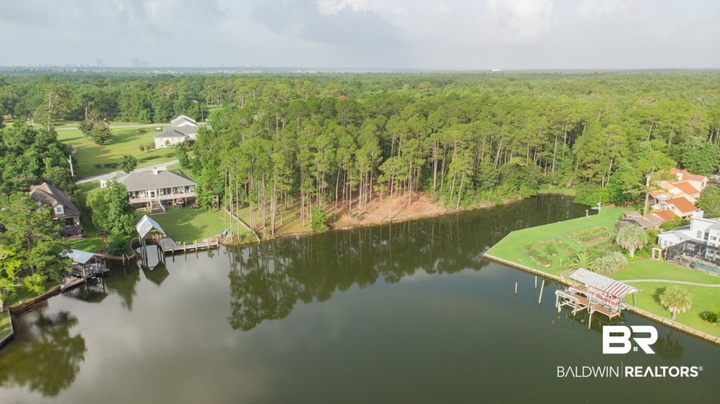 4 South Bayou Drive Elberta, AL 36530 - Photo 4 of 23