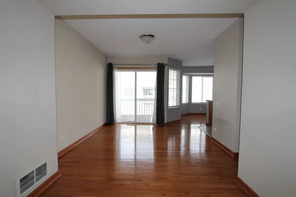 $2,500 | 3162 Cambria Court, Aurora, IL 60503