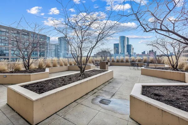 $2,800 | 200 North Jefferson Street, Unit 2207, Chicago, IL 60661