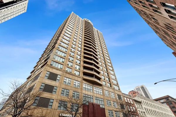 $2,800 | 200 North Jefferson Street, Unit 2207, Chicago, IL 60661