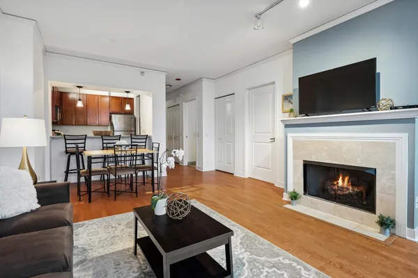 $2,800 | 200 North Jefferson Street, Unit 2207, Chicago, IL 60661