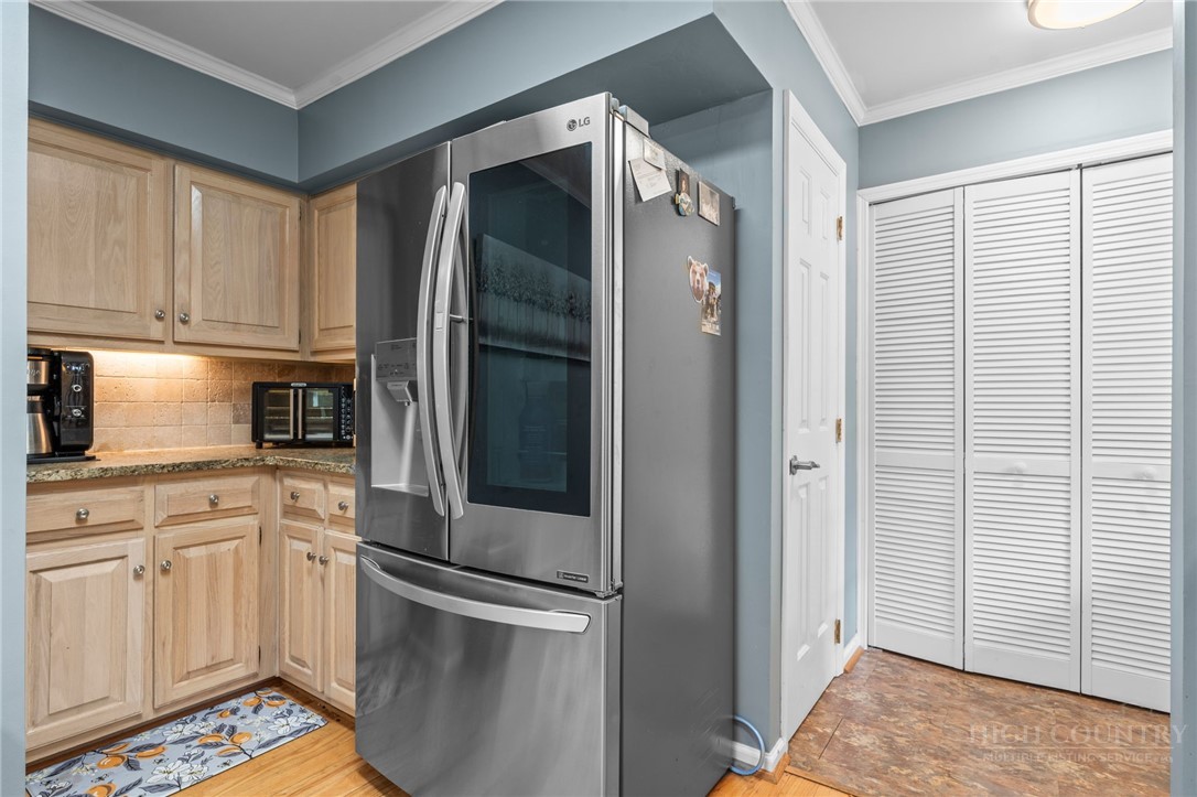 9081 Pittmans Gap Road Newland, NC 28657 - Photo 8 of 49