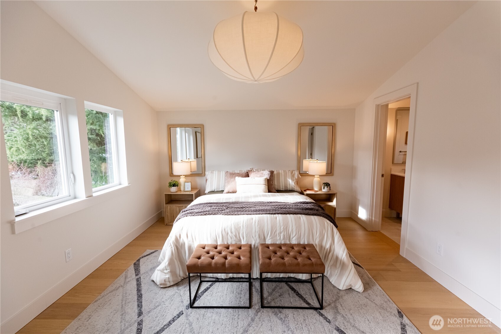 1530 25th Avenue Seattle, WA 98144 - Photo 18 of 27