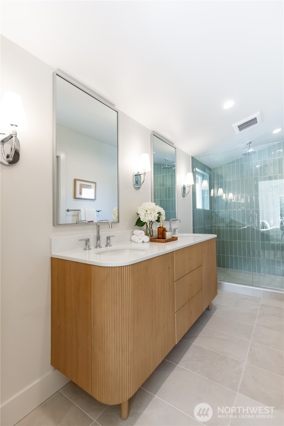 1530 25th Avenue Seattle, WA 98144 - Photo 21 of 27