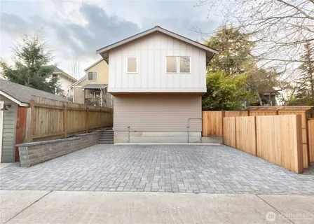 $1,129,950 | 1530 25th Avenue South, Seattle, WA 98144