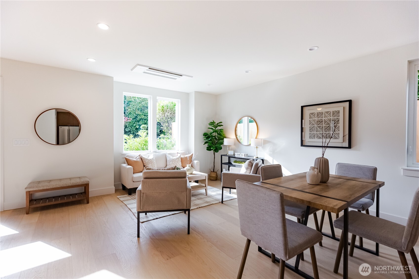 1530 25th Avenue Seattle, WA 98144 - Photo 4 of 27