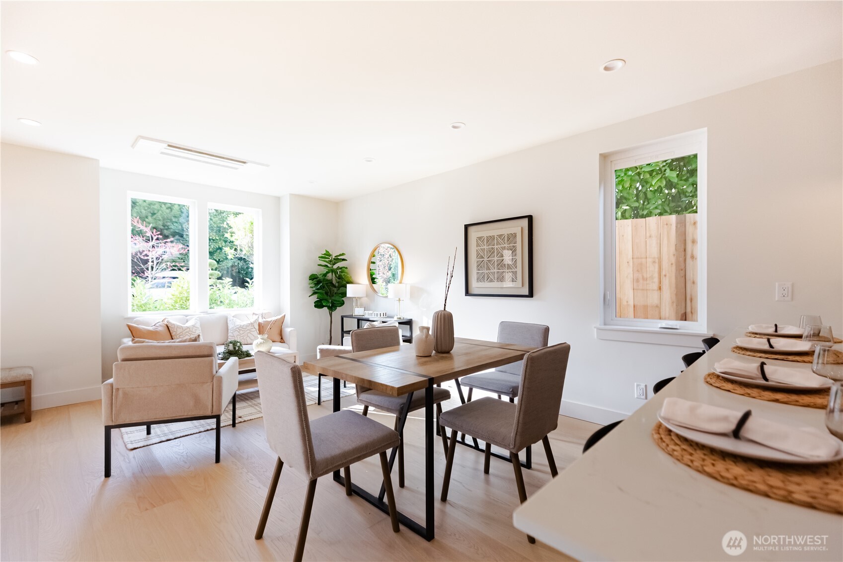 1530 25th Avenue Seattle, WA 98144 - Photo 5 of 27