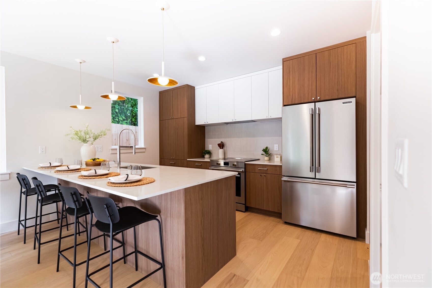 1530 25th Avenue Seattle, WA 98144 - Photo 6 of 27