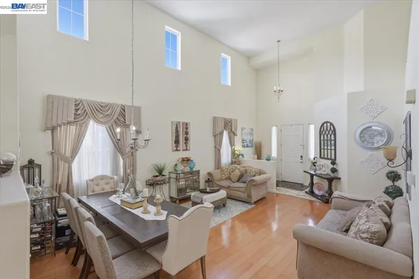 $739,800 | 2248 Golden Leaf Lane, Tracy, CA 95377