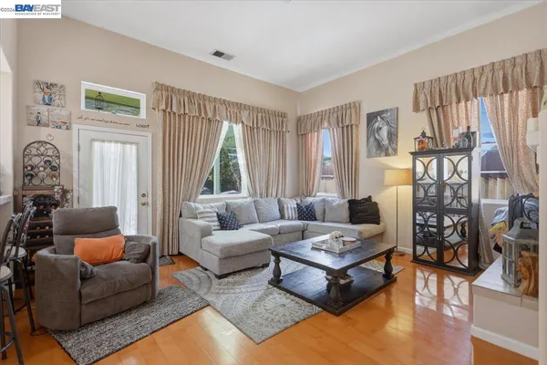 $739,800 | 2248 Golden Leaf Lane, Tracy, CA 95377