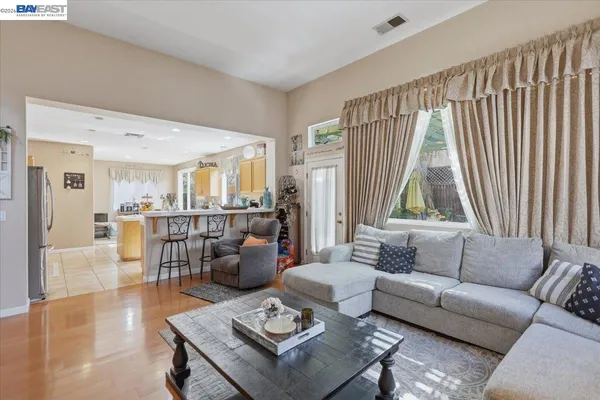 $739,800 | 2248 Golden Leaf Lane, Tracy, CA 95377