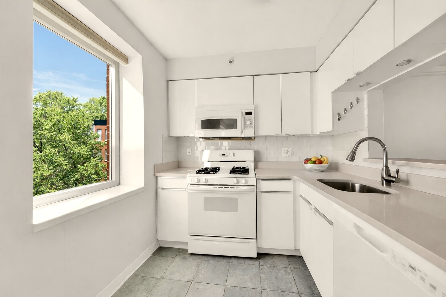 330 West 145th Street, Unit 503 Manhattan, NY 10039 - Photo 4 of 16