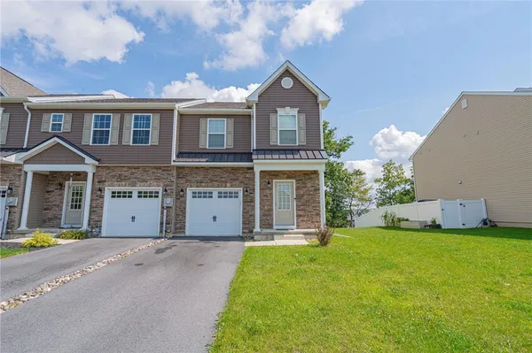 $2,650 | 1499 Black Forest Drive, Allentown, PA 18104