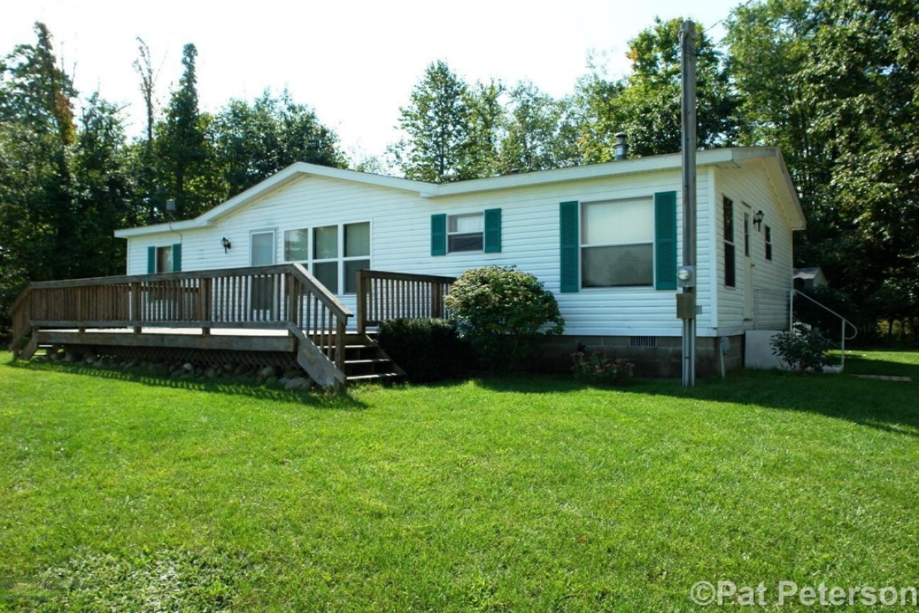 2131 West Hillis Road Stanton, MI 48888 - Photo 1 of 28 Front of Home