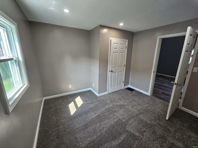 $120,000 | 115 East Jefferson Avenue, Vincennes, IN 47591