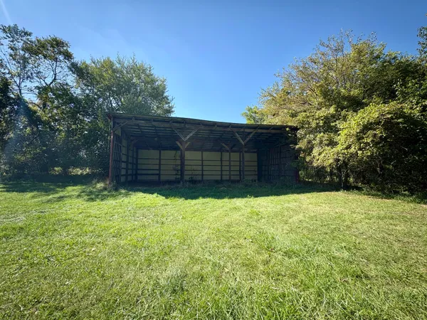 $134,000 | 13820 North Adams Road, Addison, MI 49220