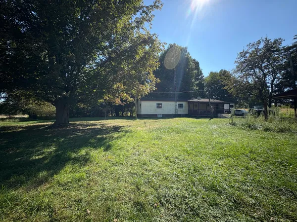 $134,000 | 13820 North Adams Road, Addison, MI 49220