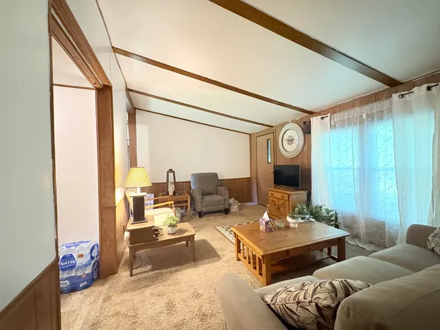 $134,000 | 13820 North Adams Road, Addison, MI 49220