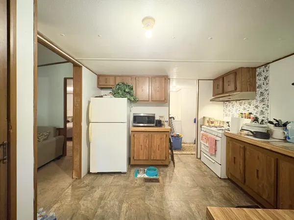 $134,000 | 13820 North Adams Road, Addison, MI 49220