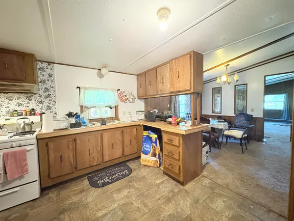 $134,000 | 13820 North Adams Road, Addison, MI 49220