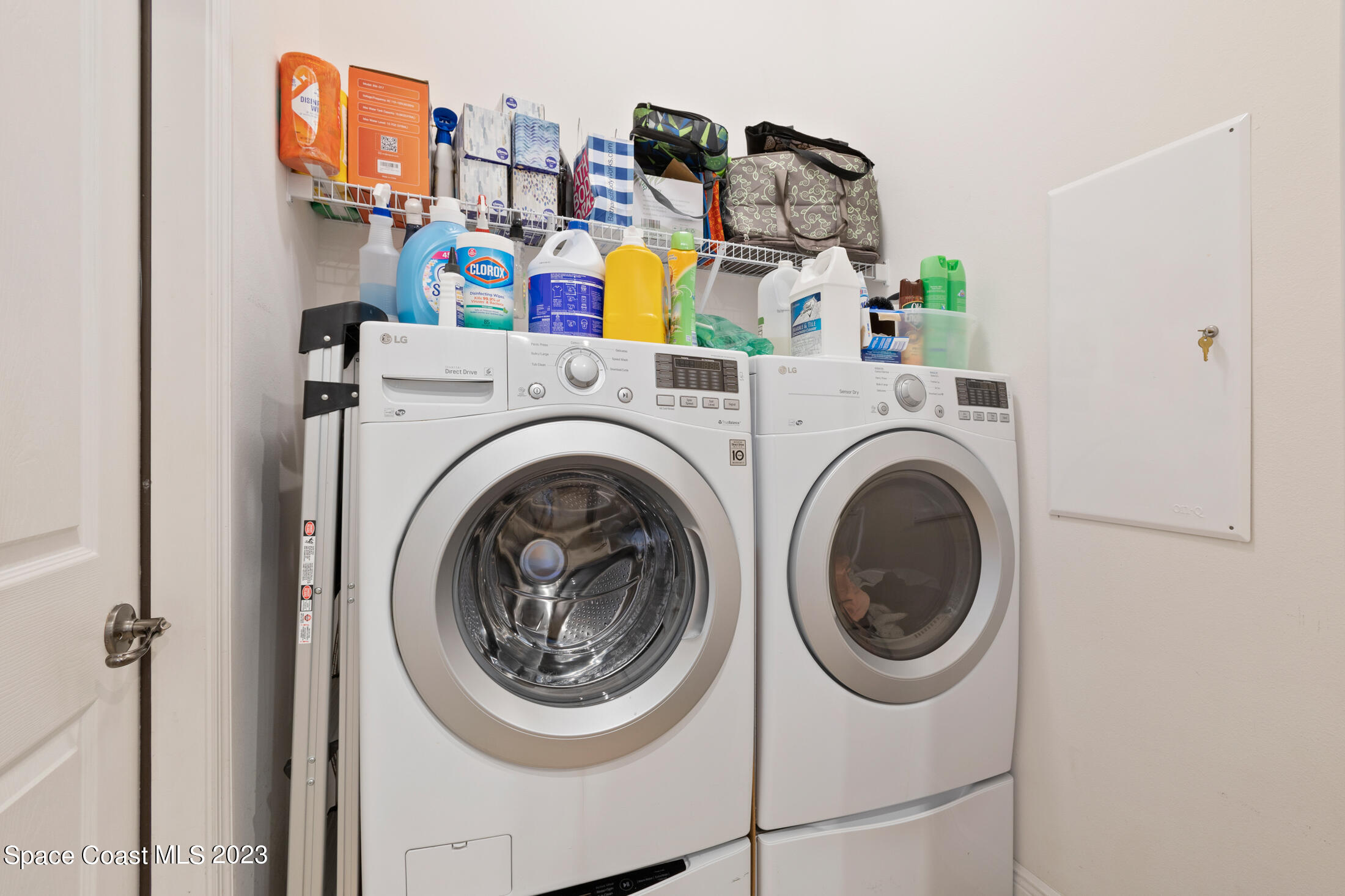 1840 Trimble Road Melbourne, FL 32934 - Photo 28 of 42 a utility room with dryer and washer