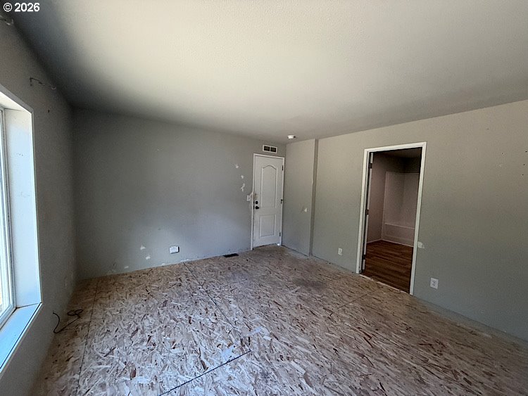 16125 Hawks Lair Road La Pine, OR 97739 - Photo 7 of 35
