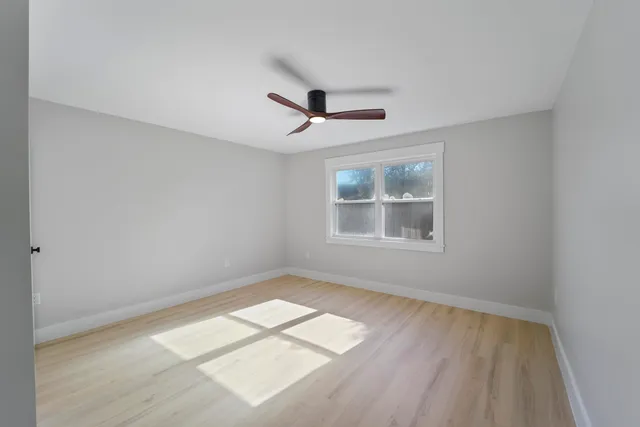 $309,900 | 415 Parkdale Drive, Unit 2B, Charleston, SC 29414