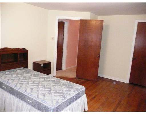 445 Woodland Road Pittsburgh, PA 15237 - Photo 8 of 18 Bedroom. HARDWOODS OR CARPETS THE CHOICE WILL BE YOURS....