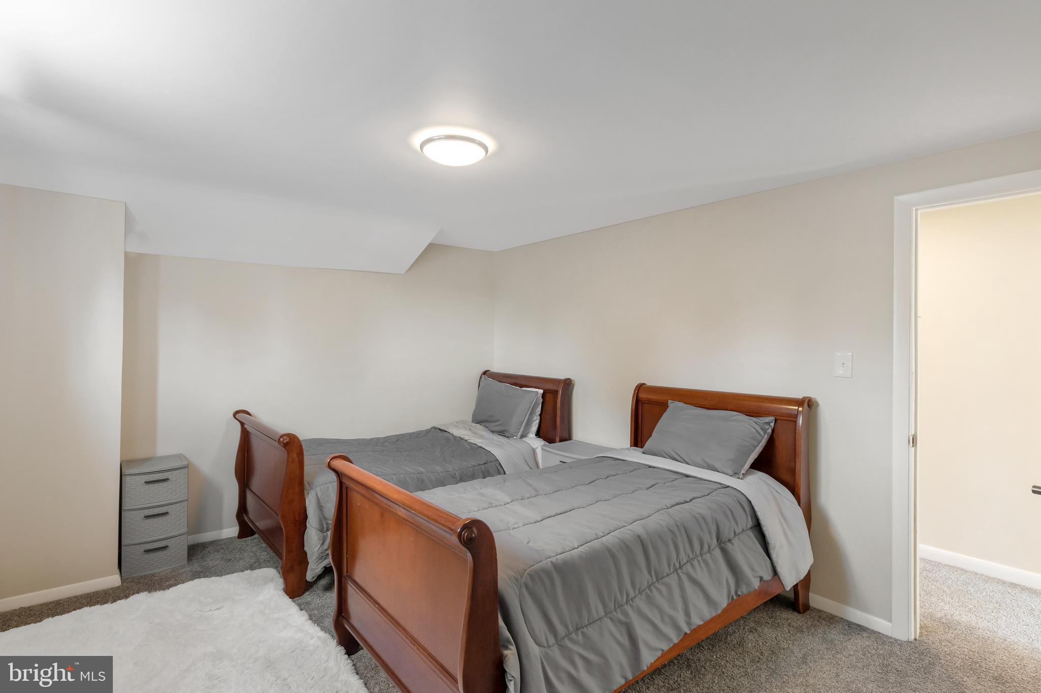 348 Ruth Avenue Aston, PA 19014 - Photo 24 of 37 4th BR