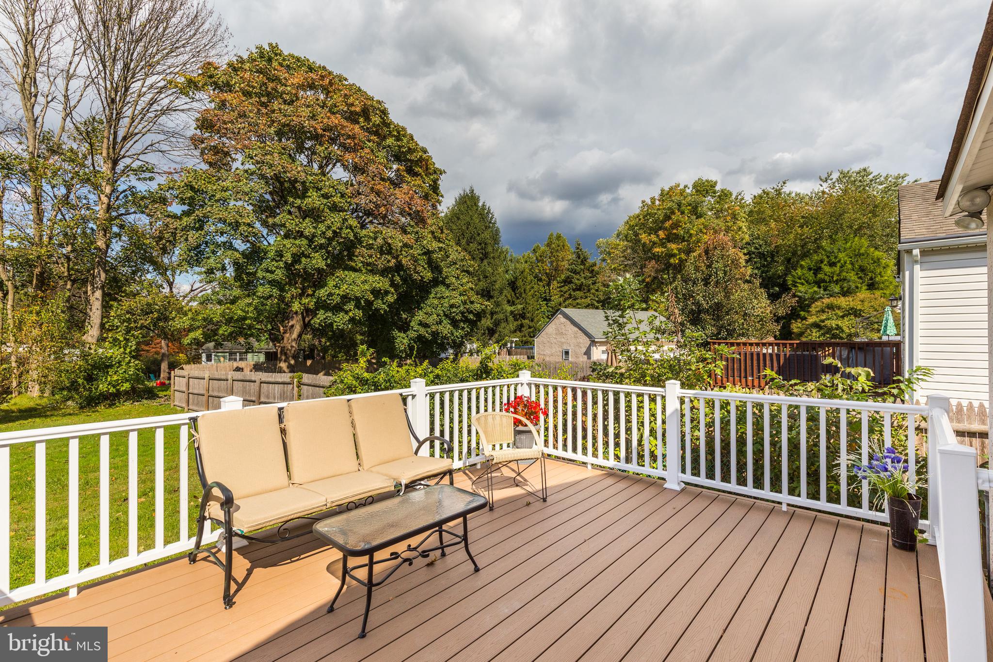 348 Ruth Avenue Aston, PA 19014 - Photo 30 of 37 Composite deck