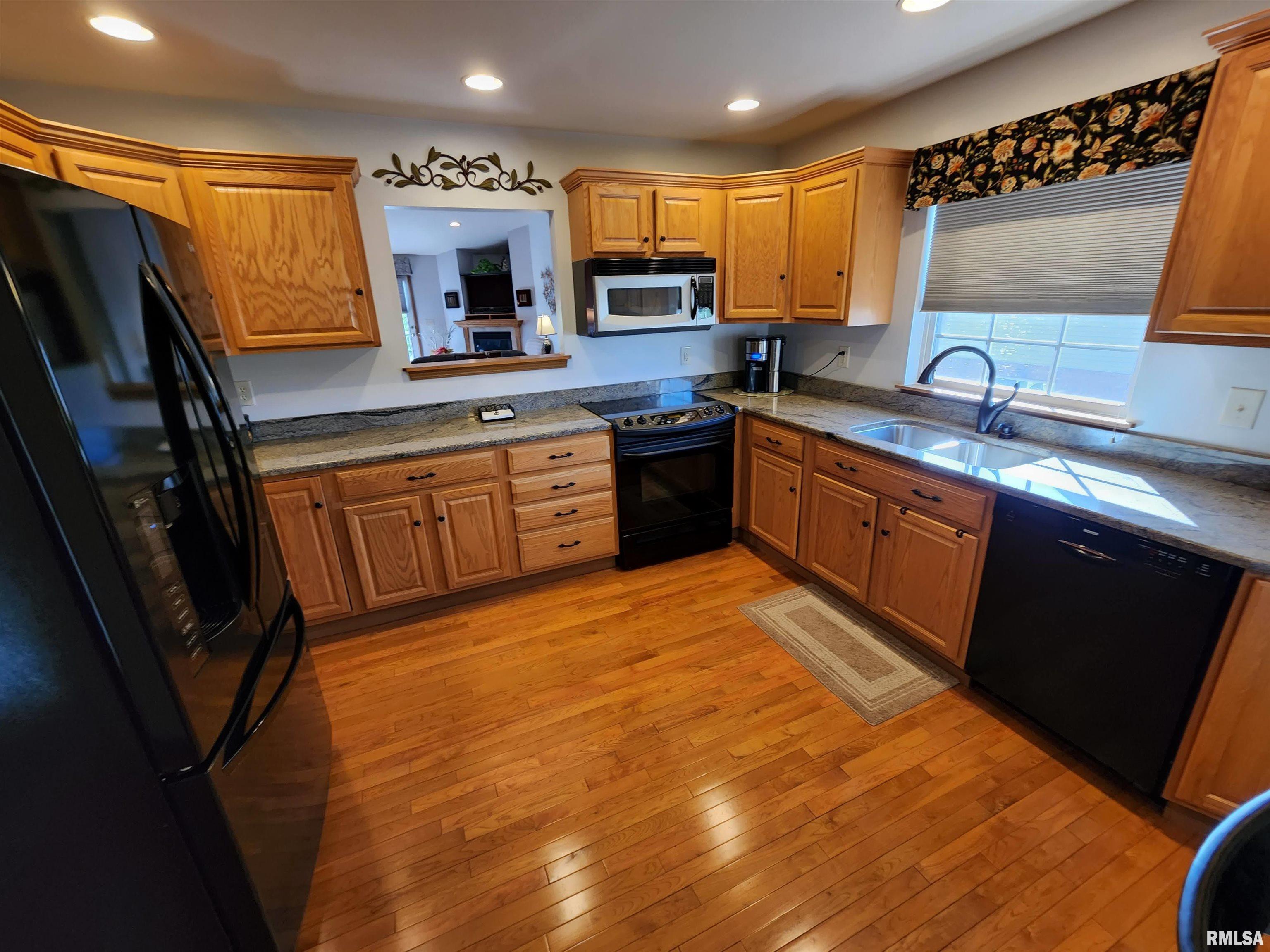 1822 Kingsbury Road Washington, IL 61571 - Photo 18 of 53 Gallery Image 18