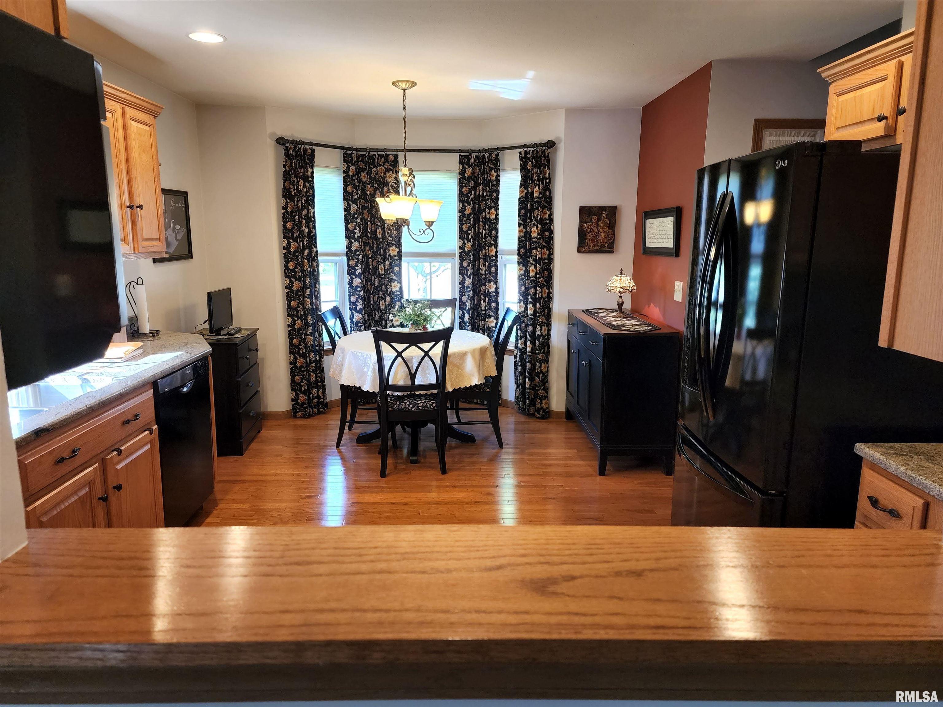 1822 Kingsbury Road Washington, IL 61571 - Photo 21 of 53 Gallery Image 21